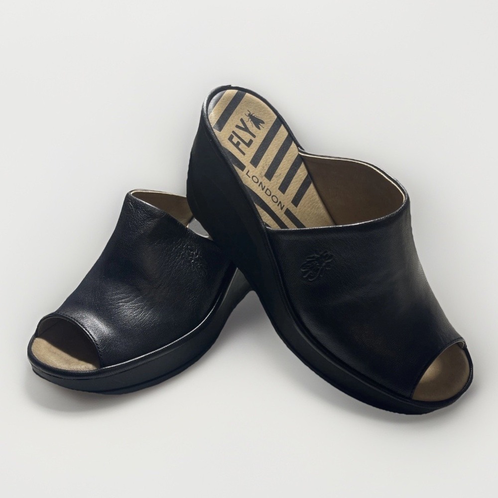 Fly London JAMB864FLY Wedge Black Leather Slides Sandals Sz 39/US